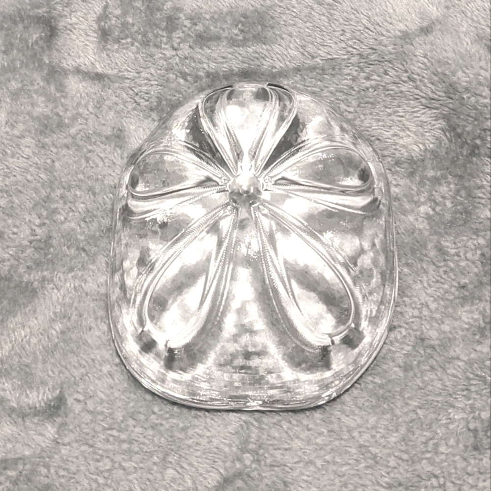 Simón Pearce Sand Dollar Paper Weight